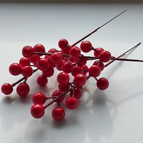 Apples on a wire, Christmas decoration