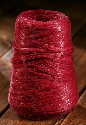 Raffia 160 m / width 1,8 cm red