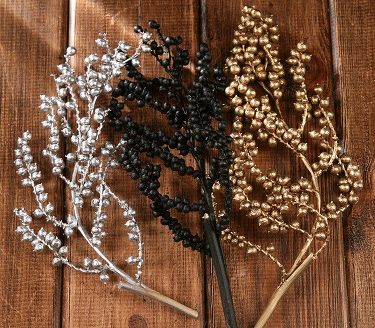 Canella twigs with fruits, 3 pcs/pkg, 20-30 cm, gold-black-silver