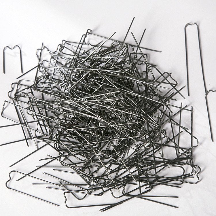 Steel pins, 100 g, ca. 200 pcs. 30 x 12 mm 