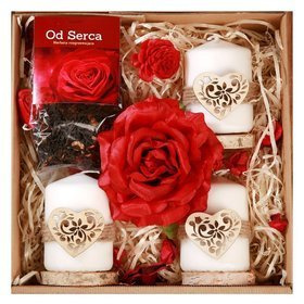 Gift Set, Tea from the Heart 50g, fragrant satin rose 10-14 cm, 3 candles on wooden slices