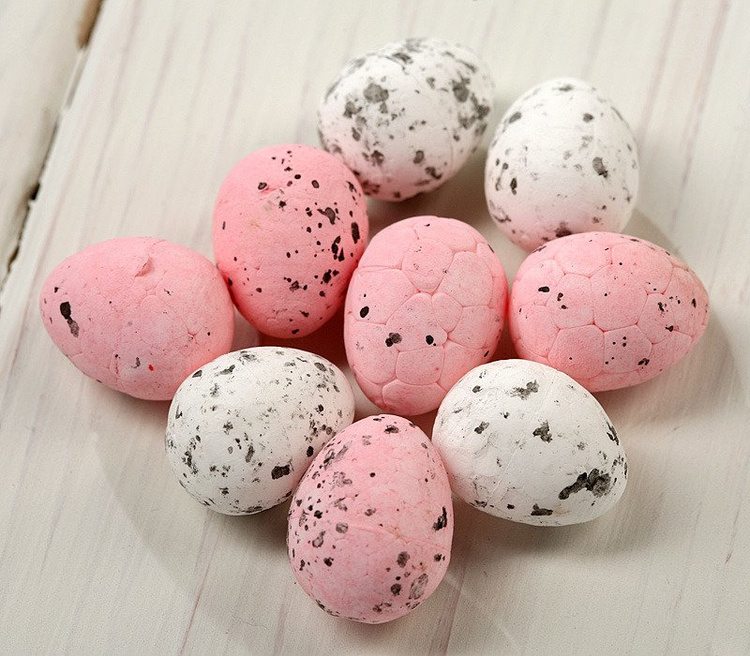 Plover's eggs - Styrofoam ca. 24 pcs/pkg, white-pink mix, 1,5-2 cm