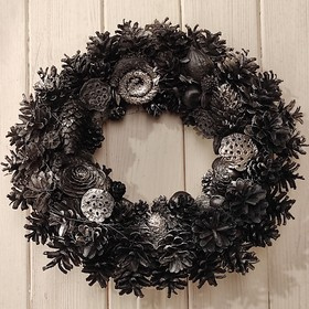 Wreath of naturalcones  ca.30cm