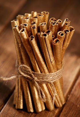 Aromatic cinnamon sticks 10-12 cm - 0,5 kg/pkg