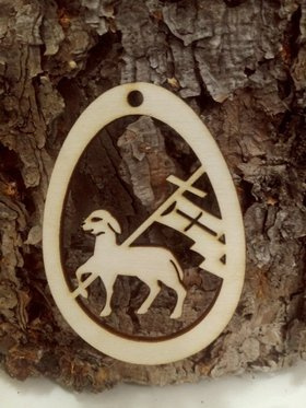 The Easter lamb. Natural wooden decoration Easter pendant 8 cm / 3 pcs.