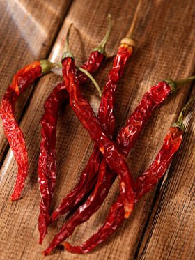 Dried peppers 6/pkg  14-18 cm