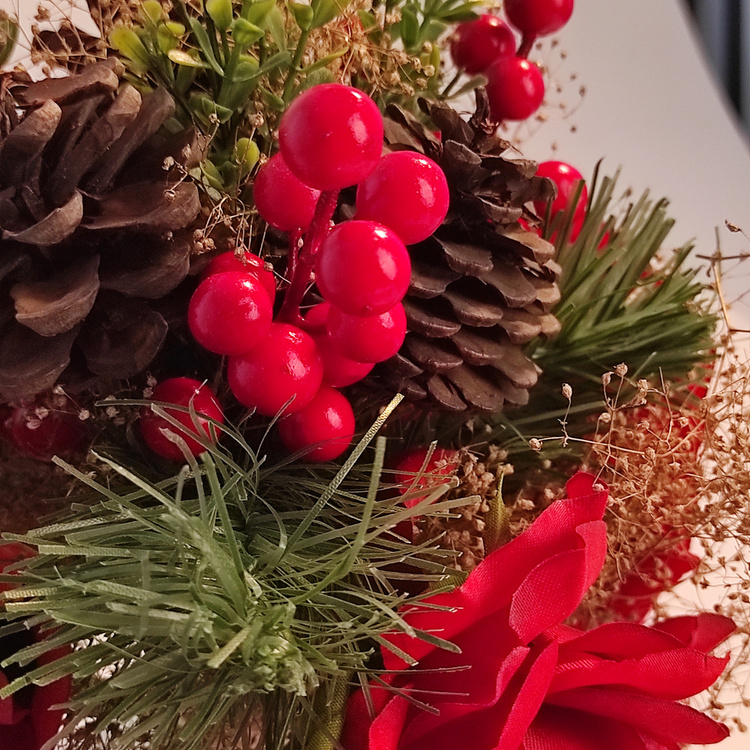 Apples on a wire, Christmas decoration